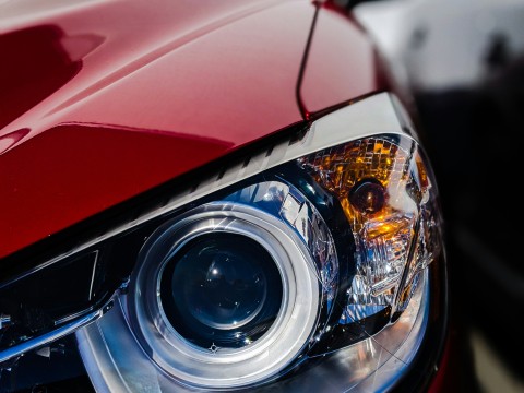 Nowa Mazda CX-60 z nową jednostką wysokoprężną w miękkiej hybrydzie